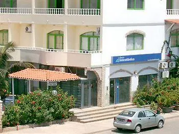 **  Hotel Nha Terra Santa Maria Kaapverdische Eilanden